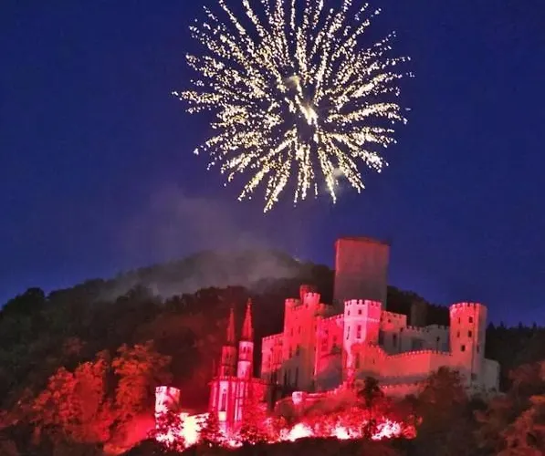 In Am Rhein アパート *